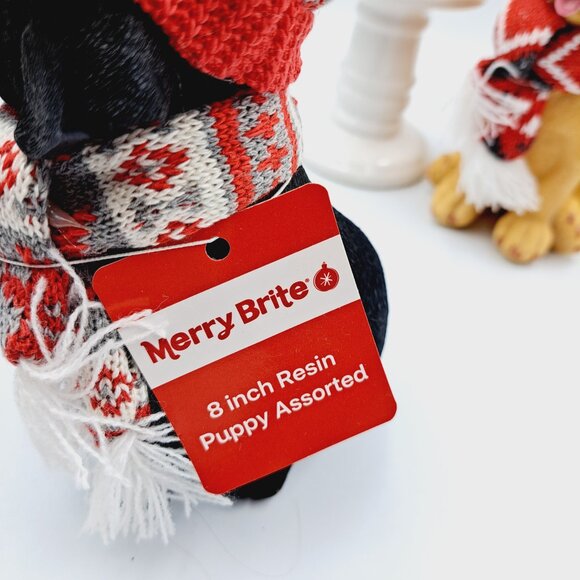 Pair of Resin Winter Holiday Golden Lab and Black Lab Puppies Figures - Picture 7 of 7